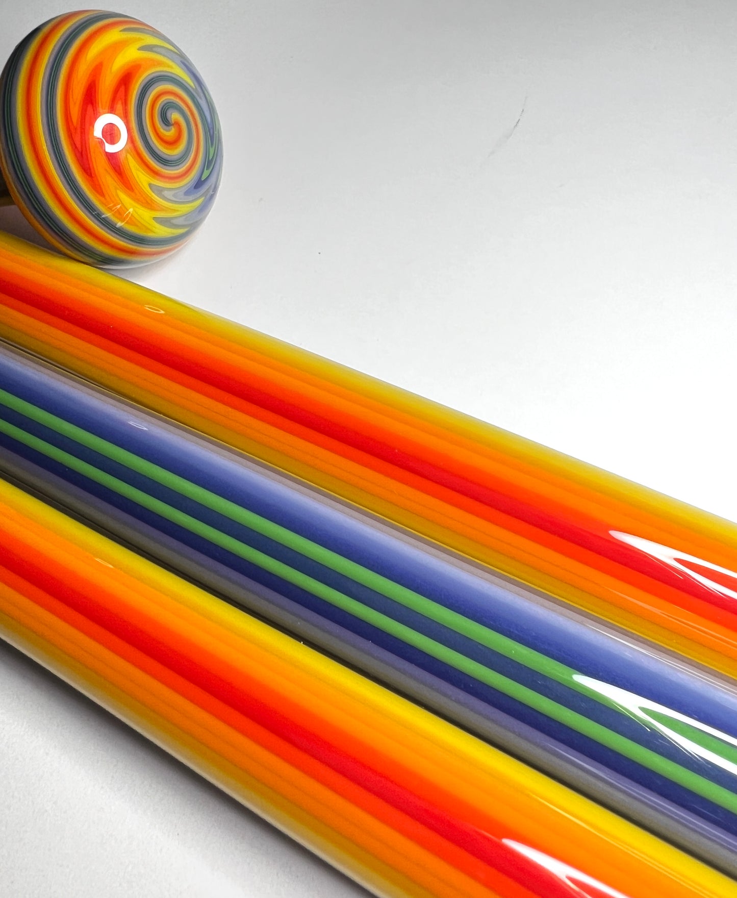 Yolked Linework Tubing