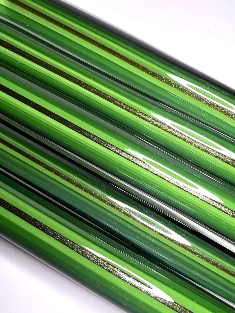 The Yard Solid Cane